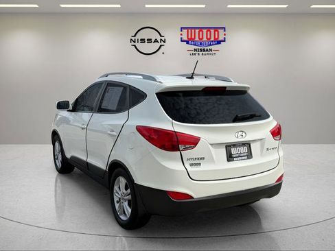 Used 2011 Hyundai Tucson GLS image 5