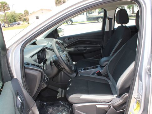 Used 2016 Ford Escape S FWD image 6