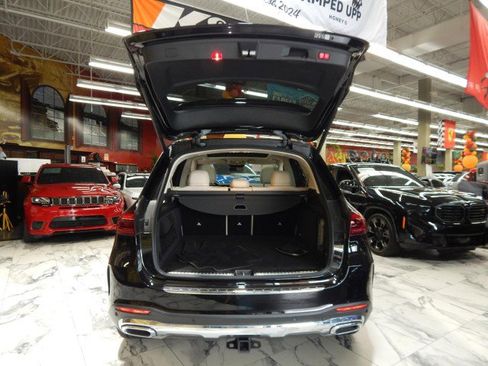 Used 2024 Mercedes-Benz GLE 350 GLE 350 AWD w/ AMG Line Exterior image 7