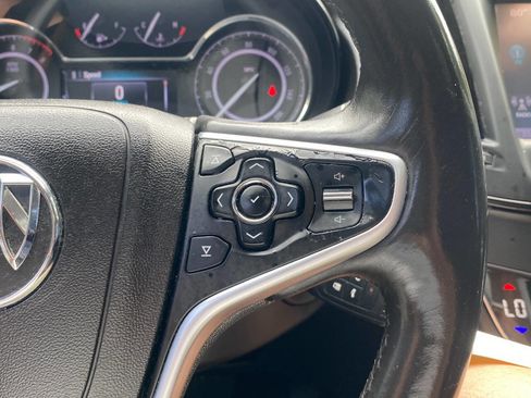 Used 2017 Buick Regal Sport Touring FWD image 22