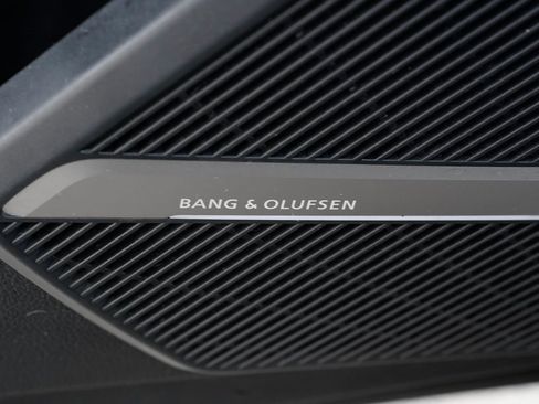 Used 2018 Audi Q5 2.0T Premium Plus w/ Premium Plus Package image 10