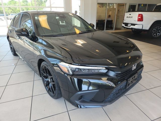 Used 2024 Honda Civic Sport image 2