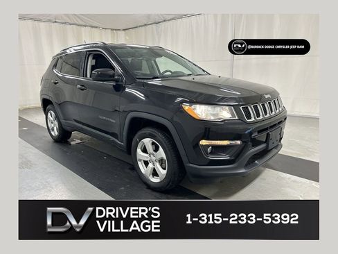 Used 2019 Jeep Compass Latitude w/ Popular Equipment Group AWD/4WD image 1