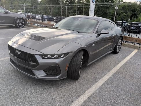Used 2024 Ford Mustang GT Premium RWD image 1