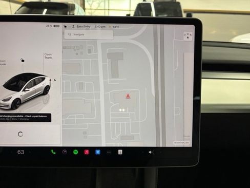 Used 2022 Tesla Model 3 Base image 17