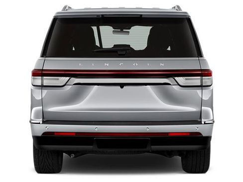 Used 2024 Lincoln Navigator L Reserve w/ Equipment Group 201A image 6