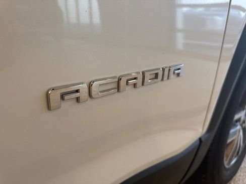 Used 2019 GMC Acadia SLE image 15