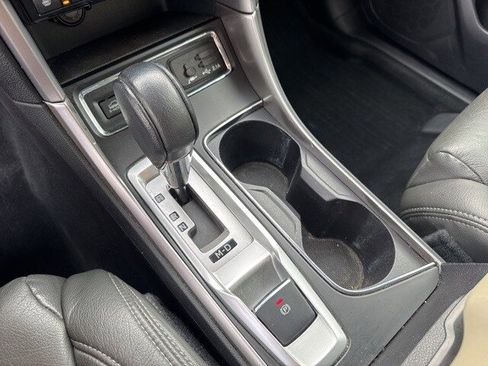 Used 2019 Subaru Ascent Premium w/ Popular Package #2A image 29