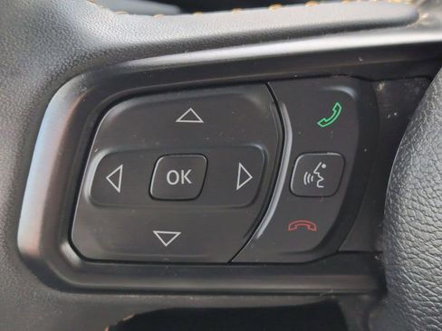 Used 2024 Jeep Wrangler Sport S image 19