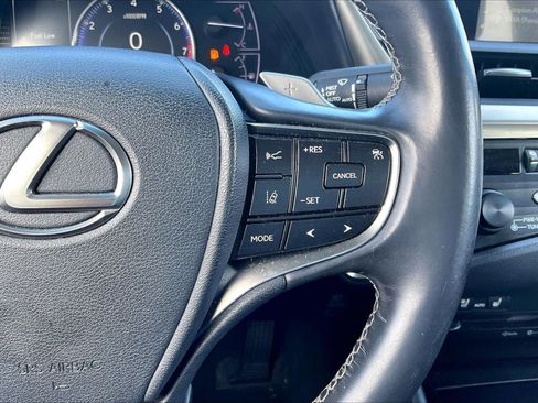 Used 2019 Lexus ES 350 w/ Premium Package FWD image 19