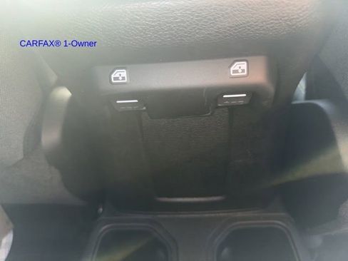 Used 2025 Jeep Wrangler Sport S image 8