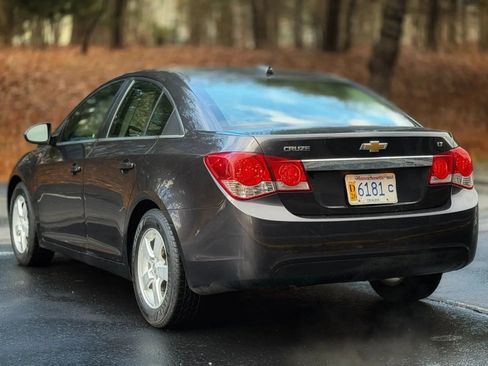 Used 2016 Chevrolet Cruze LT w/ Sun And Sound Package FWD image 9