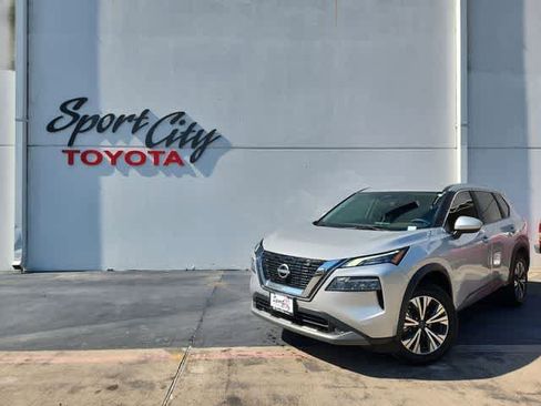 Used 2023 Nissan Rogue SV AWD/4WD image 1