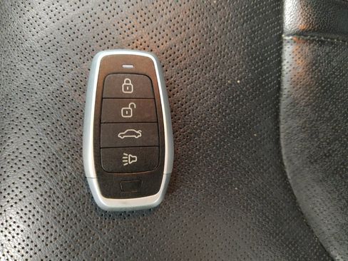 Used 2019 Kia Optima EX image 32