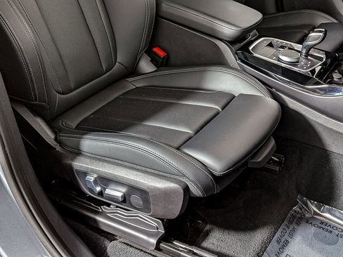 Used 2023 BMW X3 xDrive30i w/ Premium Package image 26