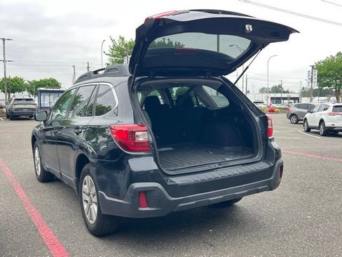 Used 2019 Subaru Outback 2.5i Premium AWD/4WD image 11