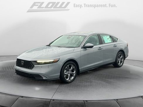 New 2025 Honda Accord EX-L image 3