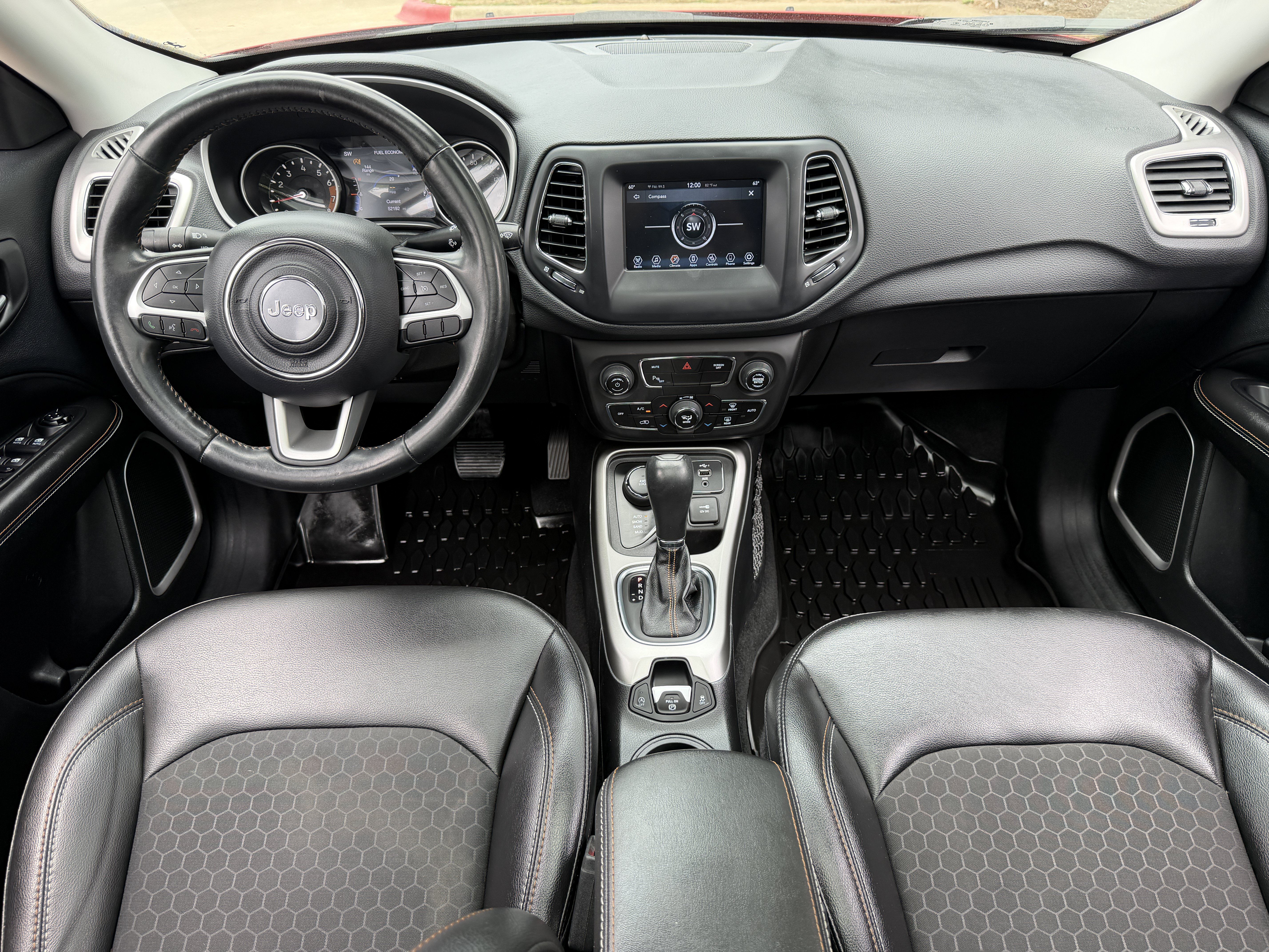 Used 2019 Jeep Compass Latitude w/ Popular Equipment Group AWD/4WD image 21