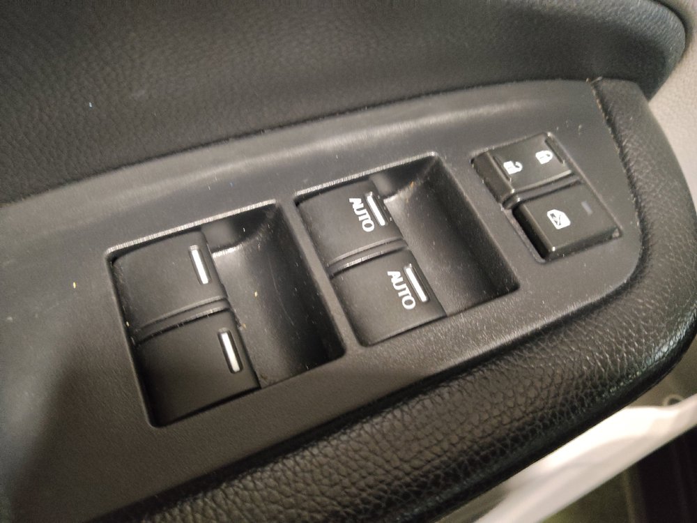 Used 2020 Honda Pilot LX image 27