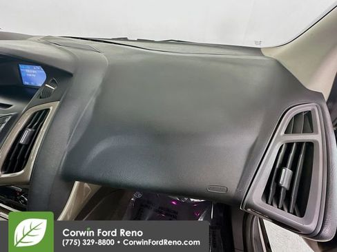 Used 2012 Ford Focus SEL image 25