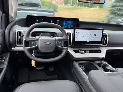 New 2026 Ford Expedition Max Active AWD/4WD image 8