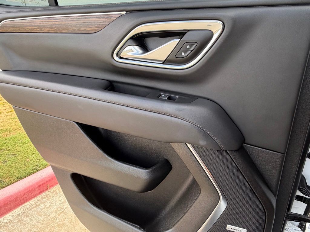 Used 2023 Chevrolet Tahoe High Country RWD image 26