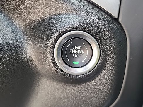 Used 2022 Chevrolet Silverado 2500 LTZ w/ LTZ Convenience Package AWD/4WD image 28