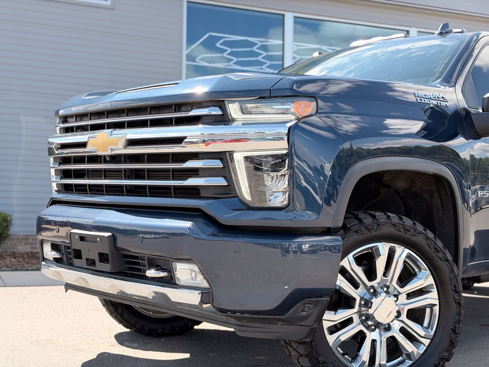 Used 2022 Chevrolet Silverado 2500 High Country AWD/4WD image 49