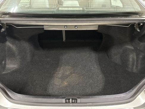 Used 2017 Toyota Camry LE FWD image 23