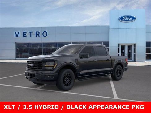 New 2025 Ford F150 XLT w/ Equipment Group 302A MID image 28
