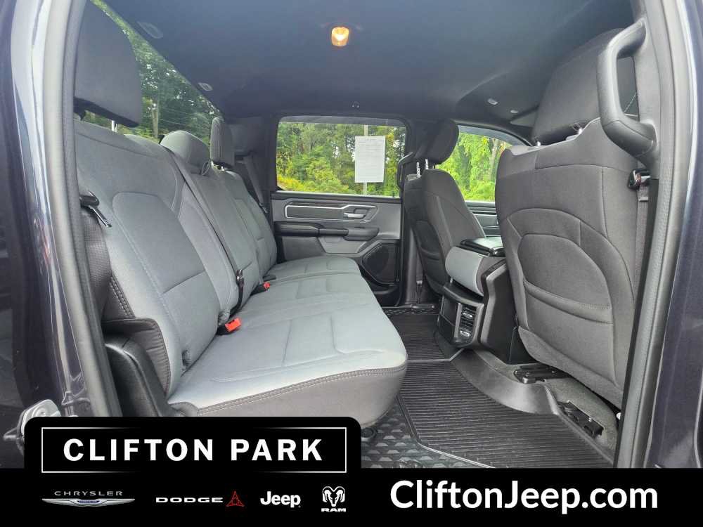 Used 2021 RAM 1500 Big Horn AWD/4WD image 18