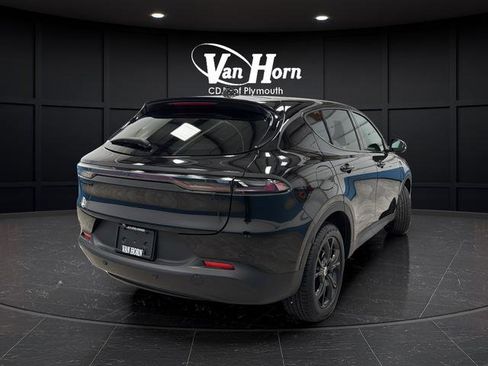 Used 2024 Dodge Hornet GT Plus w/ GT Blacktop Package AWD/4WD image 7