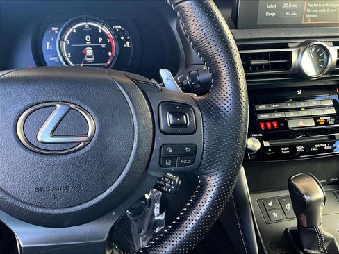 Used 2022 Lexus IS 350 F Sport AWD/4WD image 11