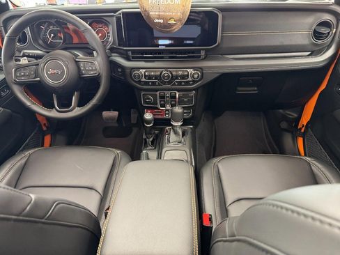 New 2025 Jeep Wrangler Unlimited Rubicon 392 image 7