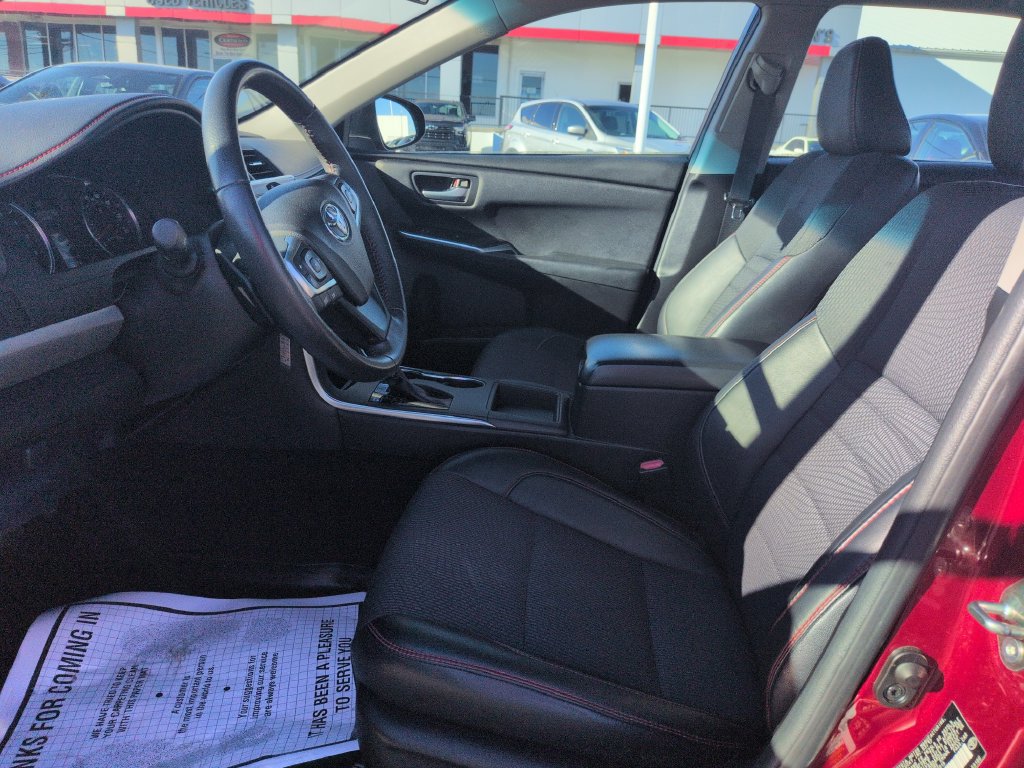 Used 2017 Toyota Camry SE FWD image 9