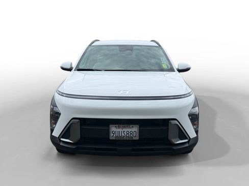 Used 2025 Hyundai Kona SEL FWD image 8