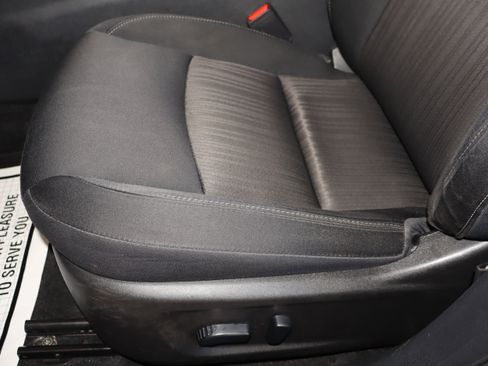 Used 2024 Nissan Altima 2.5 SV image 18