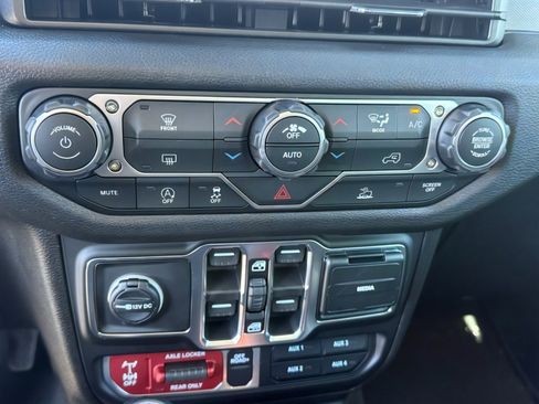 New 2026 Jeep Gladiator Willys AWD/4WD image 23