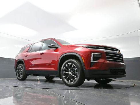 New 2026 Chevrolet Traverse LT w/ Sun and Wheel Package image 23