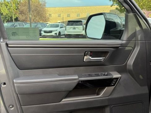 Used 2024 Toyota Sequoia Limited image 15