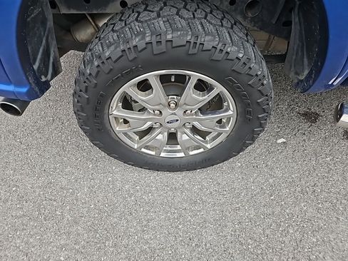 Used 2019 Ford Ranger Lariat w/ Equipment Group 501A Mid image 11