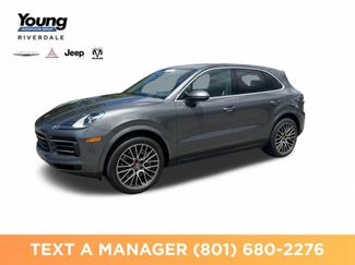 Used 2022 Porsche Cayenne w/ Premium Package AWD/4WD 360° Tour