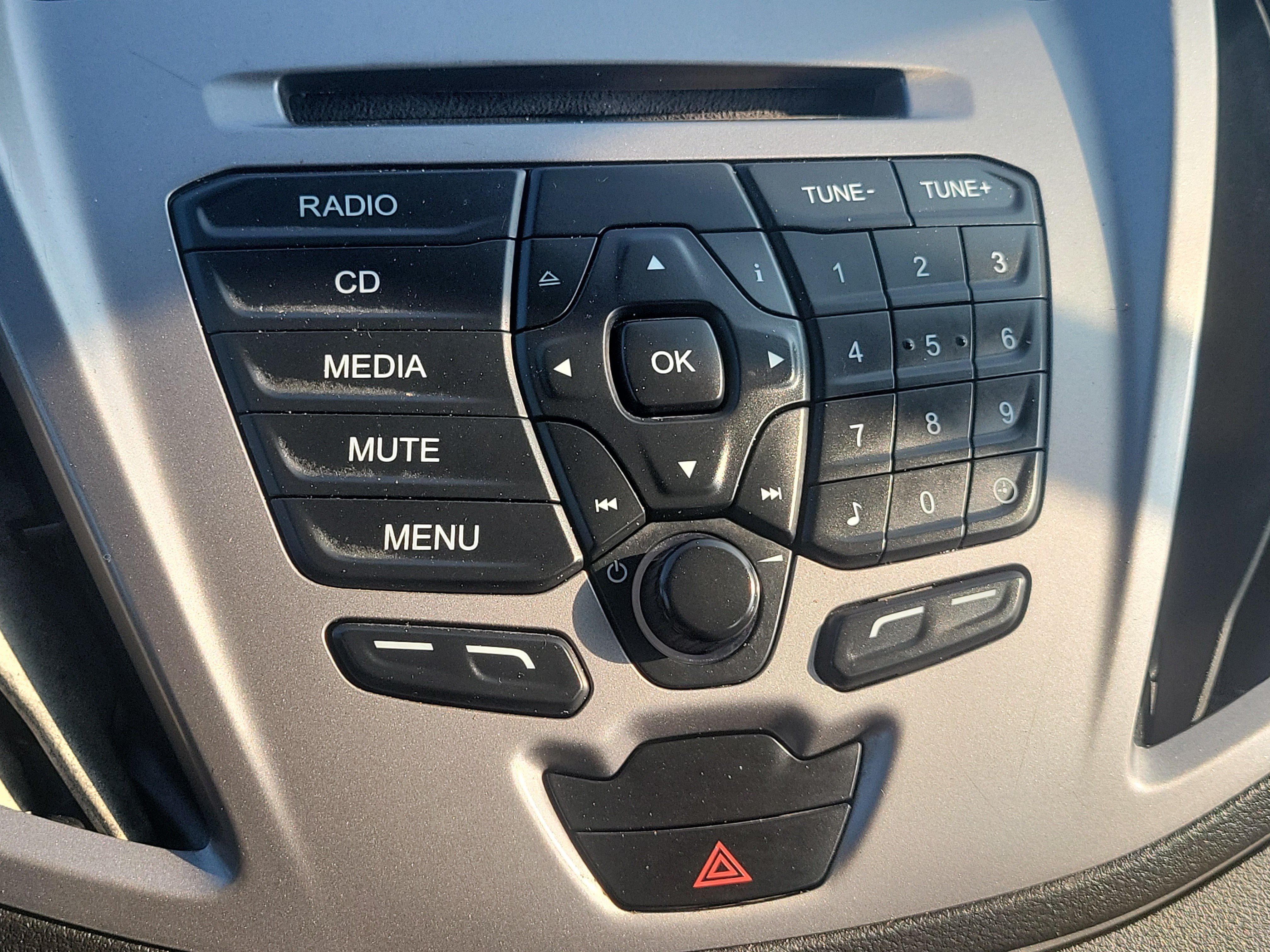 Used 2018 Ford Transit 350 XLT RWD image 24