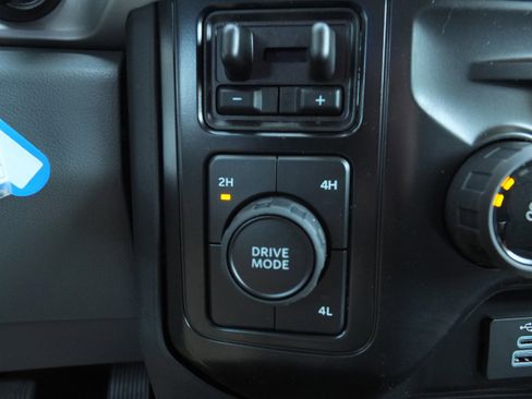 New 2026 Ford F250 XL w/ STX Appearance Package AWD/4WD image 29