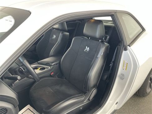 Used 2022 Dodge Challenger R/T Scat Pack w/ Plus Package image 34