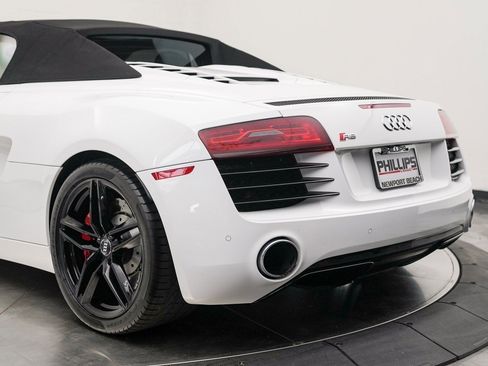 Used 2015 Audi R8 V8 image 3