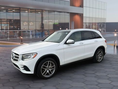Used 2017 Mercedes-Benz GLC 300 GLC 300 Sport Utility 4D w/ Premium 2 Package image 2