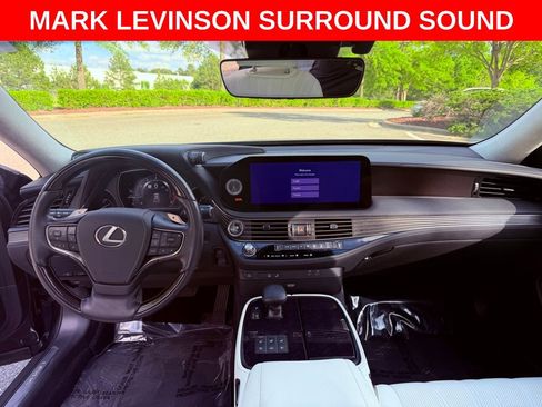 Certified 2023 Lexus LS 500 w/ Interior Upgrade Package image 15