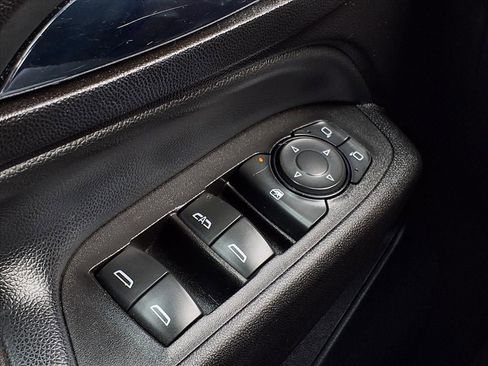Used 2020 Chevrolet Equinox LT w/ LPO, Floor Liner Package FWD image 26