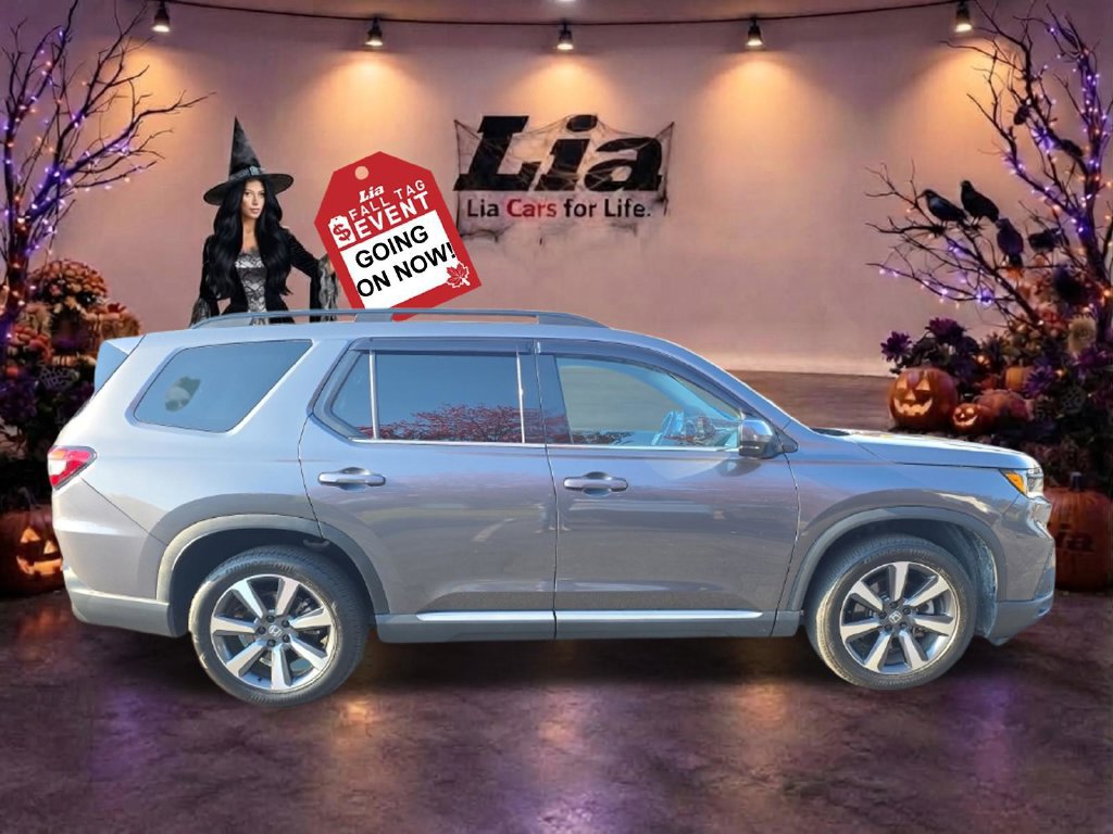 Used 2025 Honda Pilot Elite image 9